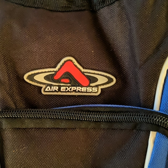 Backpack - Picture 3 of 4